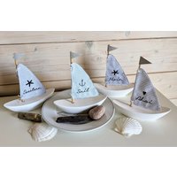 Neusegelschiff Aus Raysinzum Selbstgestaltenbootmaritime Dekosylthyggeligsegelbootbesticktsegelschiff von DieStickAG
