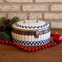 Antiker Brotkasten, Brotkasten | Weiß Blau Checker Keramik Behälter Vintage Große Runde Rustikales Bauernhaus Österreich 1900/ 1910 von DieTandlerei