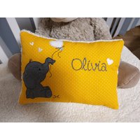 Kissen Taufkissen Elefant Mit Herz Gelbe Punkte & Wunschnamen W1428 von DieWichtelstickerei