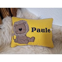 Kissen Taufkissen Löwe Punkte Senfgelb & Wunschnamen W1086 Kissen Taufkissen Löwe Punkte Senfgelb & Wunschnamen W1086 von DieWichtelstickerei