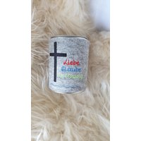 Spardose Liebe Glaube Hoffnung Wollfilz W140 Spardose Liebe Glaube Hoffnung Wollfilz W140 von DieWichtelstickerei