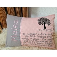 Taufkissen Kissen Taufspruch Spruch Lebensbaum Grau Rosa & Wunschnamen W1210 Taufkissen Kissen Taufspruch Spruch Lebensbaum Grau Rosa & Wunschnamen W1210 von DieWichtelstickerei