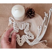 Makramee Weihnachtsdeko, Makrameestern , Geschenkanhänger Weihnachtsstern von DieWollschmiederin