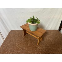 Alter Holzhocker Shabby Chic Hocker Alter Holzhocker Shabby Chic Hocker von DiesDasVintage