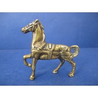 Vintage Pferd Aus Messing. 9cm Groß. Messing Figur. Tolles Mid Century Dekor von DigVintageStuff