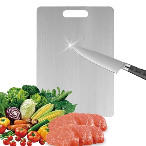 Titan Schneidebrett, Schneidebrett Edelstahl, Frühstücksbrettchen mit Aufhängelöchern, Küchenbrett Rutschfest, Antibakteriell & Spülmaschinenfest für Fleisch, Feinkost, Gemüse, Obst Schneiden von Dilightnews