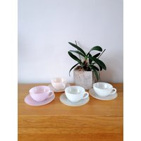 Arcopal Harlekin Tassen, 4Er Set Tassen Und Untertassen, Pastell Tee Set, Kaffee Vintage 1960Er Jahre Arcopal Harlekin Tassen, 4Er Set Tassen Und Untertassen, Pastell Tee Set, Kaffee Vintage 1960Er Jahre von DimancheCestRederie