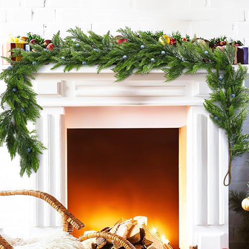 Dingion Wacholder-Girlande, fühlt sich echt an, künstliche Weihnachtsgirlande mit Heidelbeere, lebensechte grüne Girlande, Weihnachtsdekorationen für Kaminsims, Kamin, Tischdekoration, 1,8 m Dingion Wacholder-Girlande, fühlt sich echt an, künstliche Weihnachtsgirlande mit Heidelbeere, lebensechte grüne Girlande, Weihnachtsdekorationen für Kaminsims, Kamin, Tischdekoration, 1,8 m von Dingion