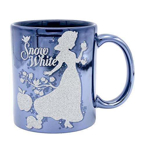 Disney Princesses Snow White & Cinderella Tasse Metallic - blau, Glitterdruck, Metallicglanz, 100% Keramik, ca. 320 ml, Geschenkbox. von Disney