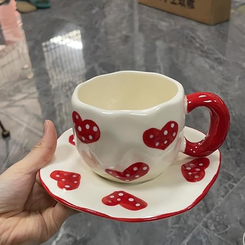 Disoza Kaffeetassen Set mit Untertasse Süße Rot Herzen Tasse Geschenke für Frauen zum Geburtstag Tee Kaffee Becher Untertasse 250 ml Keramik Tasse Geburtstagsgeschenk für Frauen Mädchen Mama Freundin von Disoza