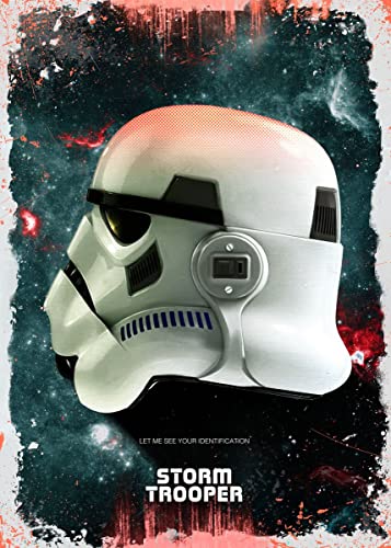 Displate – Metallposter - Magnet-Montage - Star Wars - Star Wars Helmets - Storm Trooper - Größe M - 32x45cm von Displate