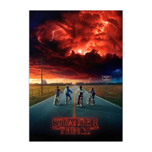 Displate Offiziell Stranger Things Museum MetallPoster Magnetische Befestigung Inklusive Lizenziert Bilder Hochwertiges Poster Posters S1 - Stranger Things S1 Boys 67.5 cm x 48 cm von Displate