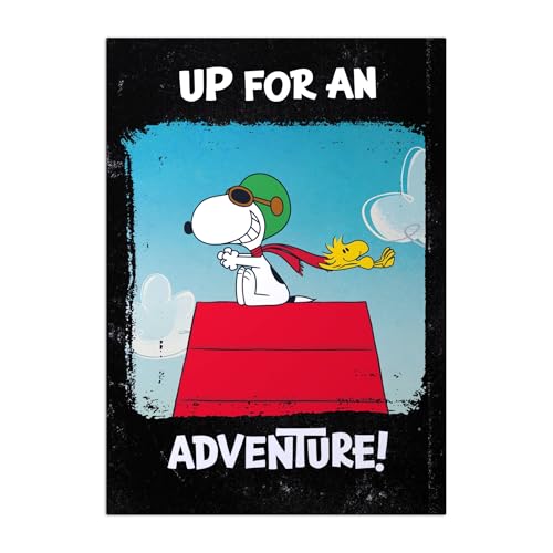 Displate Offiziell The Snoopy Show MetallPoster Magnetische Befestigung Inklusive Lizenziert Bilder Hochwertiges Poster Up for an Adventure 67.5 cm x 48 cm Displate Offiziell The Snoopy Show MetallPoster Magnetische Befestigung Inklusive Lizenziert Bilder Hochwertiges Poster Up for an Adventure 67.5 cm x 48 cm von Displate