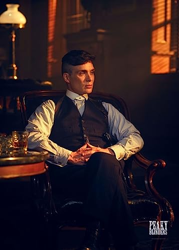 Displate - Poster aus Metall - Magnet-Montage - Peaky Blinders - Photos - Tommy Office - Größe L - 67,5x48cm Matt von Displate