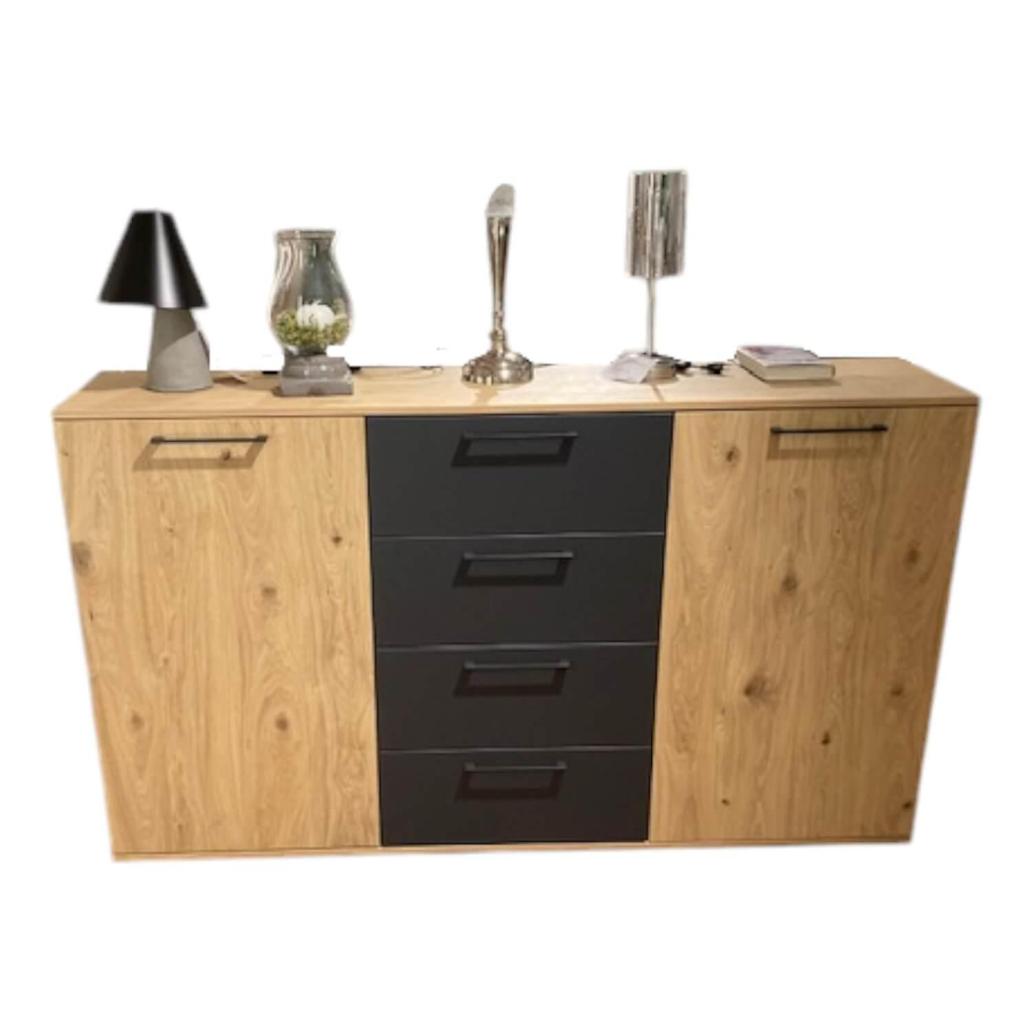 Sideboard Cambridge Balkeneiche Und Lack Basalt Schwarz Innen Weiß Ohne Dekorati... Sideboard Cambridge Balkeneiche Und Lack Basalt Schwarz Innen Weiß Ohne Dekorati... von Disselkamp