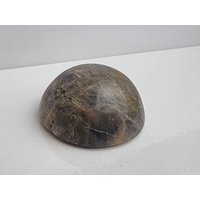 2 Schwarzer Mondstein Kristall Halbkugel von DistinctionCrystals