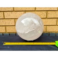 Extra Große Quarz-Kristallkugel 10.6 Kg von DistinctionCrystals