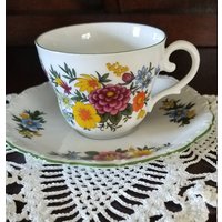 Seltman Weiden Teetasse Mit Untertasse Seltman Weiden Teetasse Mit Untertasse von DistinctiveVintageCo