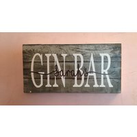 Gin Bar Distressed Effekt Personalisierte Plaque Holzschild von DistressedPlaques