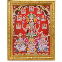 Ashta Lakshmi Saraswai Ganesh Kuber Maharaj Silber Zari Art Work Foto Im Goldenen Rahmen | 11 X 13 Zoll Oder | 27, 94 33, 02 cm in 2 Designs von DivinedecorsIndia