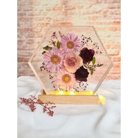 Epoxidharz Hexagon Mit Trockenblumen Inkl. Beleuchtung Handmade von DiyLudzifer