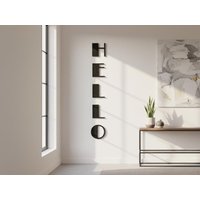 Holzschriftzug Hello - Wanddeko Für Flur, Wohnzimmer & Büro von DiyStudioKraft