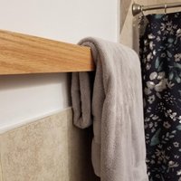 Moderne Badezimmer Ausstattung Aus Eiche Toilettenpapier & Handtuchhalter von DmsDesignTeam