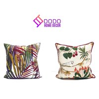 Palmblätter Und Tiger Kissenbezüge, Maroon Dekokissen, Dschungel Animal Print, Outdoor Kissenbezug, Bauernhaus Kissen, Sunbrella Kissen von DodoHomeDecor