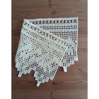 Häkelgardine 47x24cm Hellgelb Handarbeit Gardine Scheibengardine Gehäkelt Baumwolle Herzen Bistrogardine von DoertesMasche