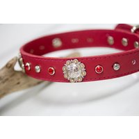 Rotes Lederhalsband, Leder Crystal Concho Hundehalsband, 2, 5 cm Breit, Urlaub Mode Jeweled Red von DogGoneNice