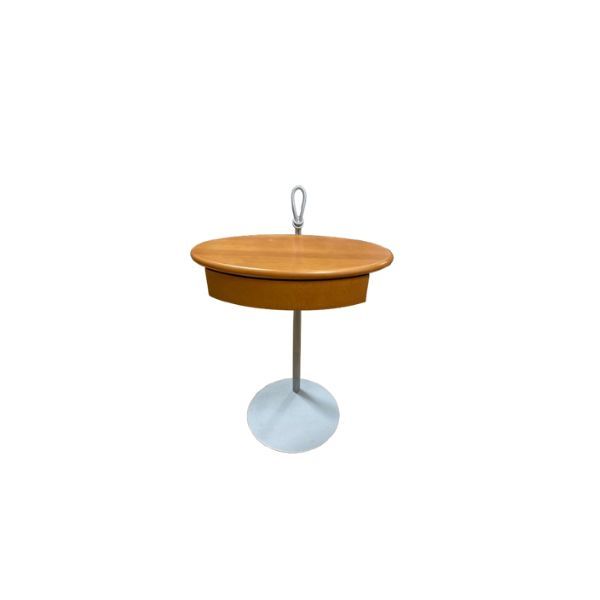 Hoher Lese-Beistelltisch aus Kirschholz, Doimo Design Hoher Lese-Beistelltisch aus Kirschholz, Doimo Design von Doimo Design