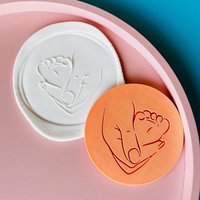 Baby Fuß in Der Hand Mutter Cookie Debosser Embosser Cutters von DolceMiaCookie