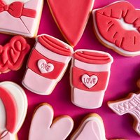 Kaffeetasse Zum Mitnehmen One Love Keksstempel Und Ausstechform von DolceMiaCookie