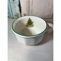 Sammlerstück Vintage Pfaltzgraff Set Von 8 Christmas Heritage Suppenschüsseln/Becher in Ausgezeichnetem Zustand von Dollars4ServiceDogs