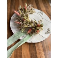 Mini Kranz Hoop/ Brautjungfer Hoop/Getrocknete Blumen Bouquet Goldene Geschenk Kuchendeko Blume von DollyGirlsFlowers