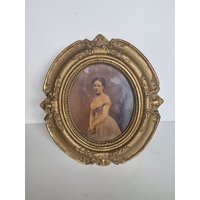 Antiker Ovaler Goldholzrahmen, Foto - Und Gemäldeanzeige Antiker Ovaler Goldholzrahmen, Foto - Und Gemäldeanzeige von DolmenAntiqueTiles