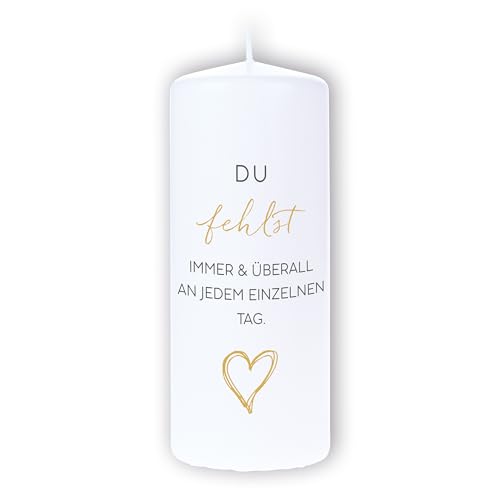 DOLORINO Trauerkerze mit Spruch "Du fehlst immer & überall an jedem einzelnen Tag" | liebevolles Symbol des Trostes | made in Germany | 120 Std. Brenndauer | 8x20cm DOLORINO Trauerkerze mit Spruch "Du fehlst immer & überall an jedem einzelnen Tag" | liebevolles Symbol des Trostes | made in Germany | 120 Std. Brenndauer | 8x20cm von Dolorino