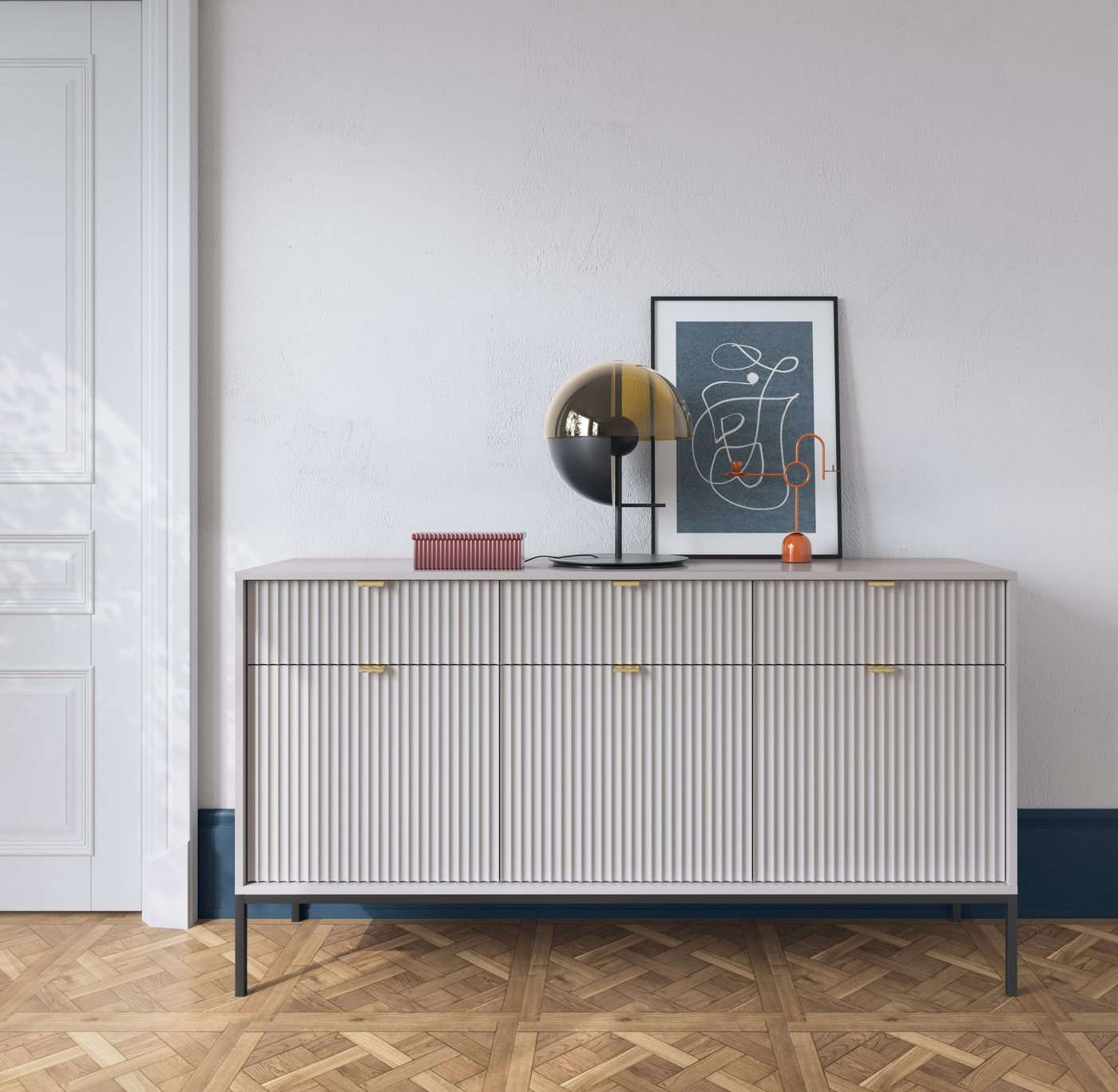 Domando Sideboard Sideboard Lazise, Breite 154cm, gefräste Fronten, Metallgestell, goldfarbene Griffe von Domando