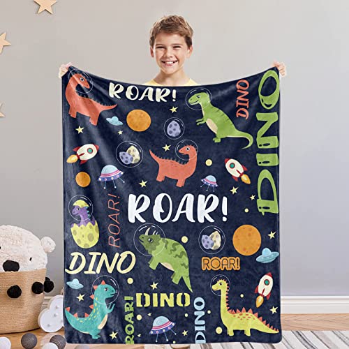 Domgoge Dinosaurier Kuscheldecke für Kinder Jungen Weltraum Flauschige Flanell Fleecedecke Dino Decke Decken Sofadecke Couchdecke Geburtstagsgeschenk, Marineblau, 101cm x 127cm von Domgoge