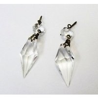 Zwei Kleine 1 3/16-Zoll-Kristallspear-Point-Prismen Zwei Kleine 1 3/16-Zoll-Kristallspear-Point-Prismen von DondiLights