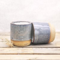 Grauer Handgemachter Keramik Becher | Kaffee Steinzeug Ohne Henkel Einzigartiges Geschenk von DondoDesignPottery