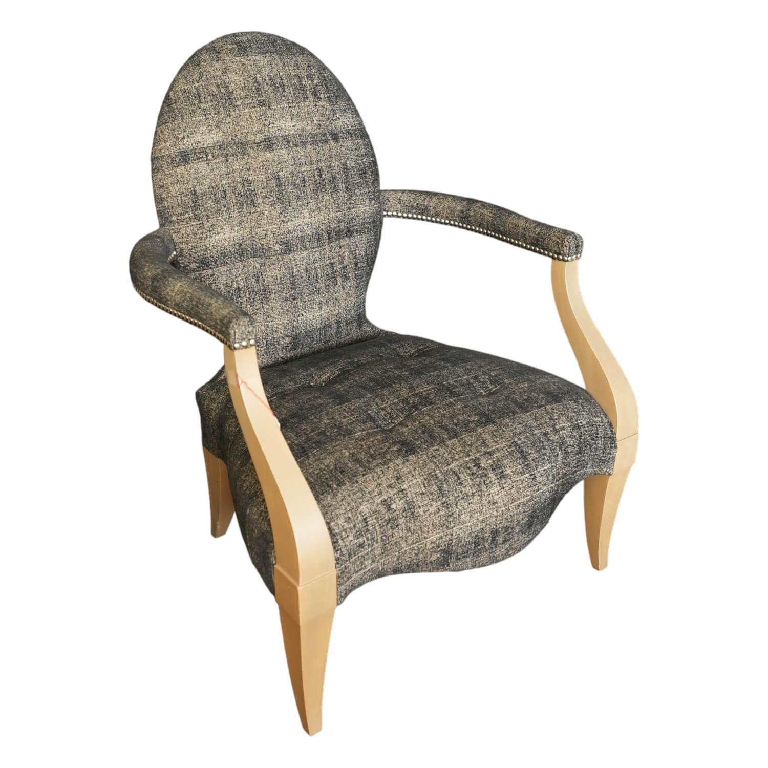 Sessel Grand Eaton Stoff Grau Gestell Braun Sessel Grand Eaton Stoff Grau Gestell Braun von Donghia