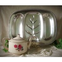 Vintage Oneida Fiesta Silberplatte Platte 3-Teiliges Tablett von DonnaDanielsDecor