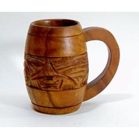 Bier Hand Geschnitzte Becher Tasse Vintage Holz Stein Mann Höhle Sammler Retro Stil Aus von DoorCountyVintage