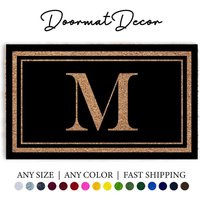 Personalisierte Monogramm Willkommen Matte - Vollfarbiger Outdoor Kokosnuss Teppich Für Zuhause Hochzeitsgeschenk von DoormatDecor