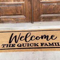 Personalisierte Kokos Fußmatte Mit Namen Willkommen Matte Für Zuhause Einzigartiges Verlobungsgeschenk von DoormatDecor