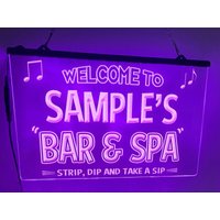 Willkommen in My Bar Und Spa Personalisierte Beleuchtete Zeichen Hot Tub Pub von Dopeneons