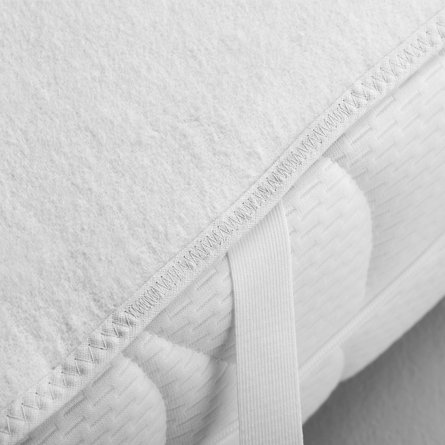home24 Matratzenauflage Camp Hill Premium 140 x 220cm Weiß/Weiß von home24
