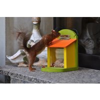 Eichhörnchen Futterkasten Futterhaus Hellgrün/Gelb von DortenhofArt
