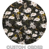 Custom Order - Karamell Olive Floral von DotBoxed